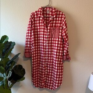 Lands' End Red and White Checkered night shirt Medium (10/12)
